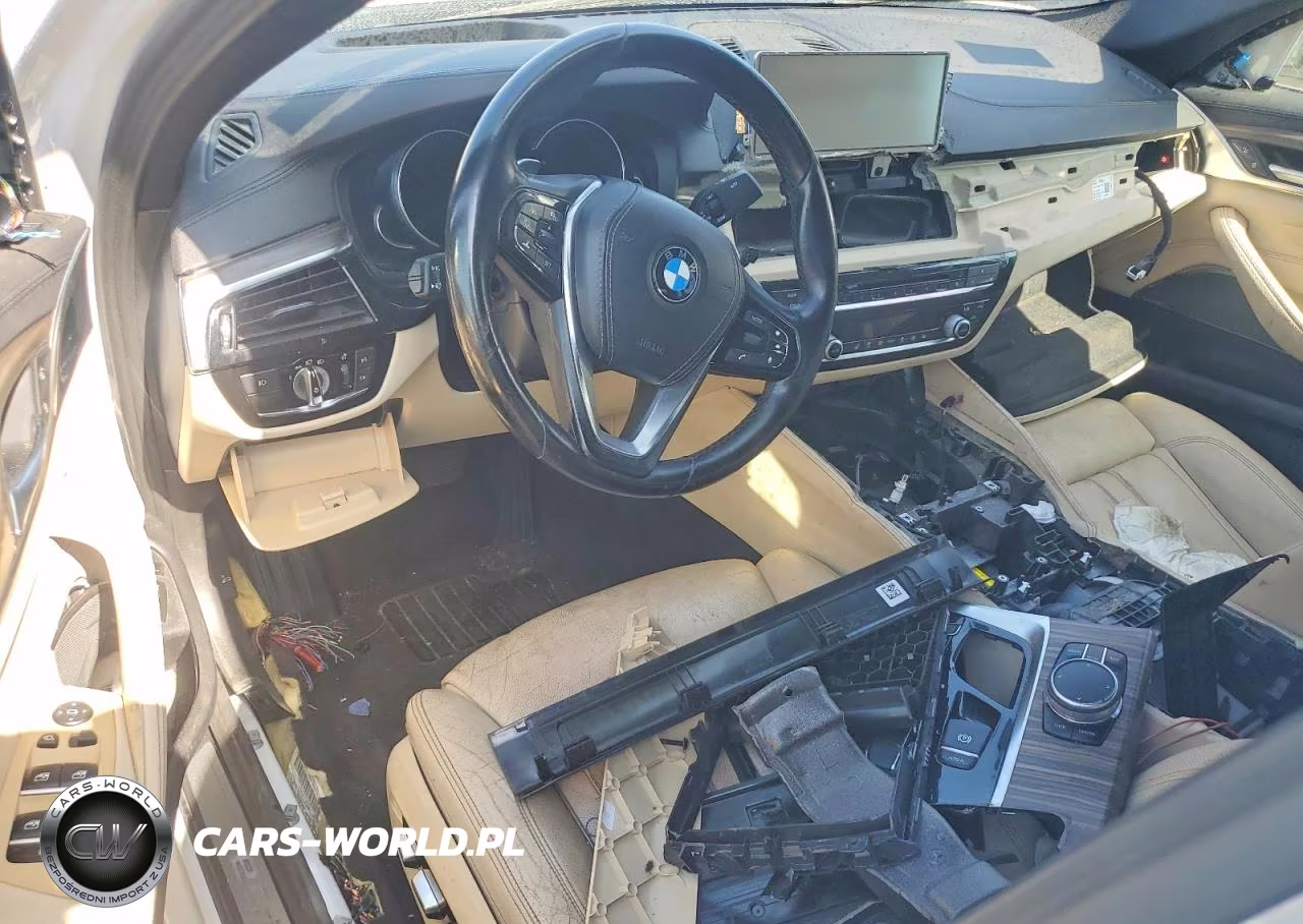 2018 BMW 530E VIN:WBAJA9C54JB034443 - 8