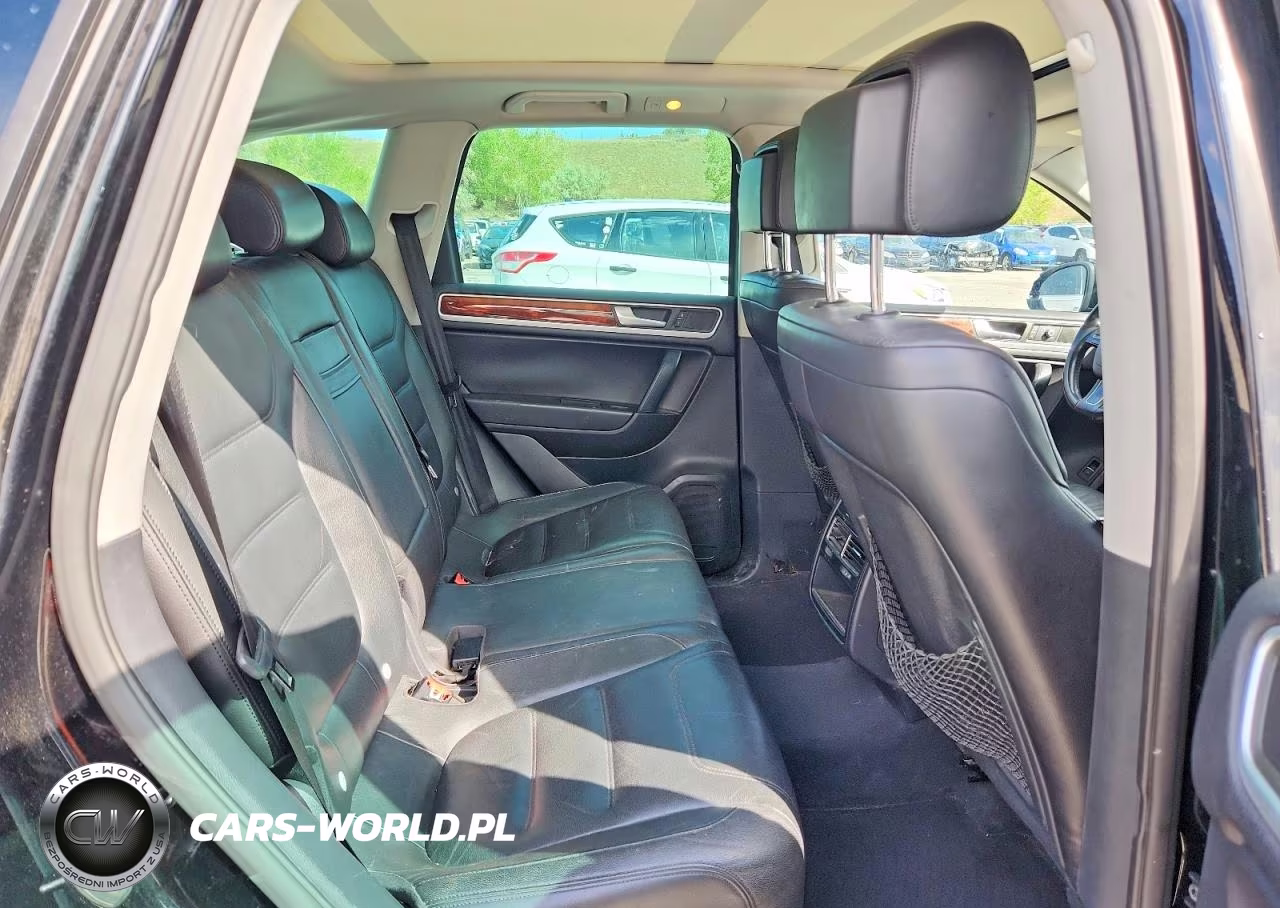2012 Volkswagen Touareg V6 Tdi VIN:WVGEK9BP3CD005992 - 11