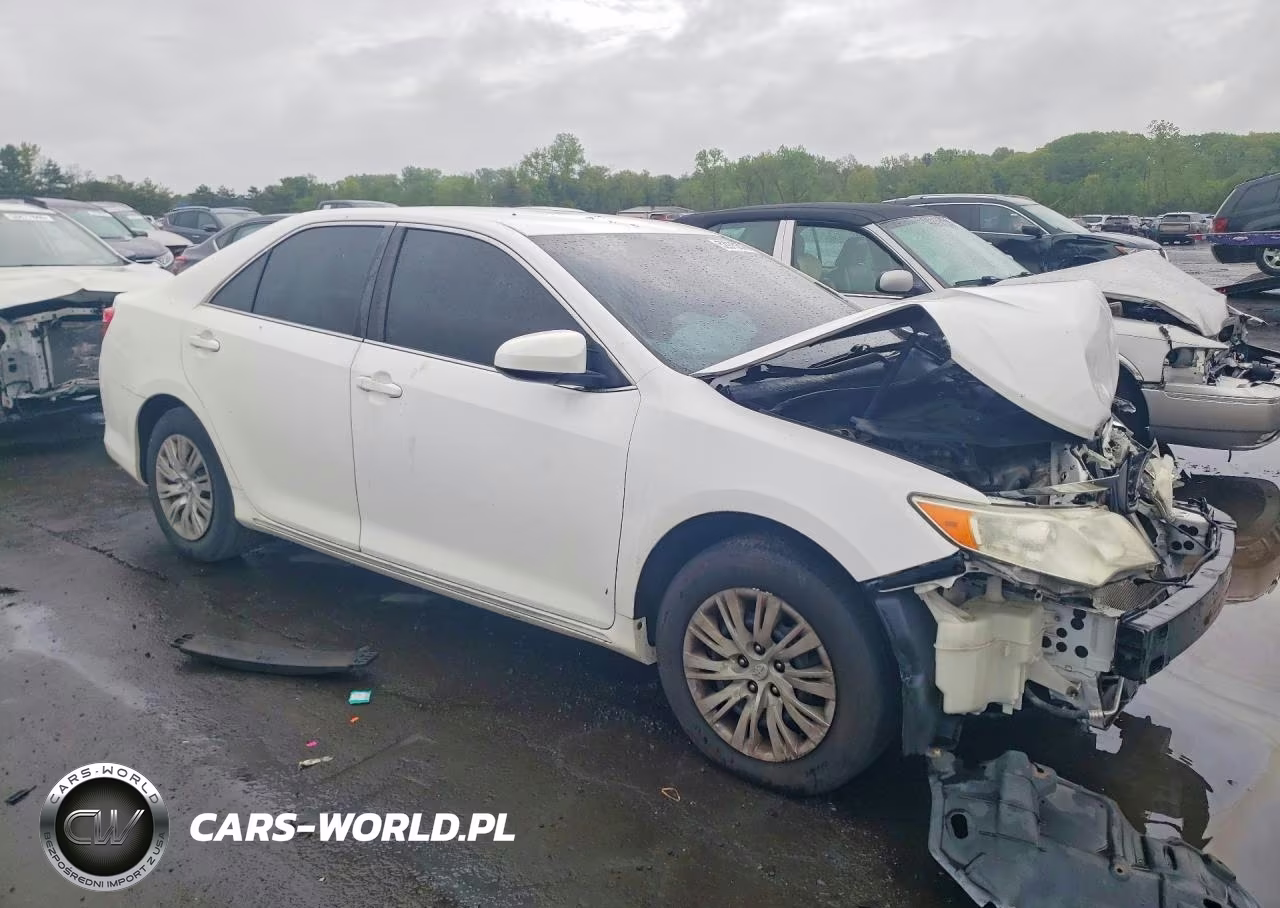 2014 Toyota Camry Le VIN:4T1BF1FK5EU384990 - 4
