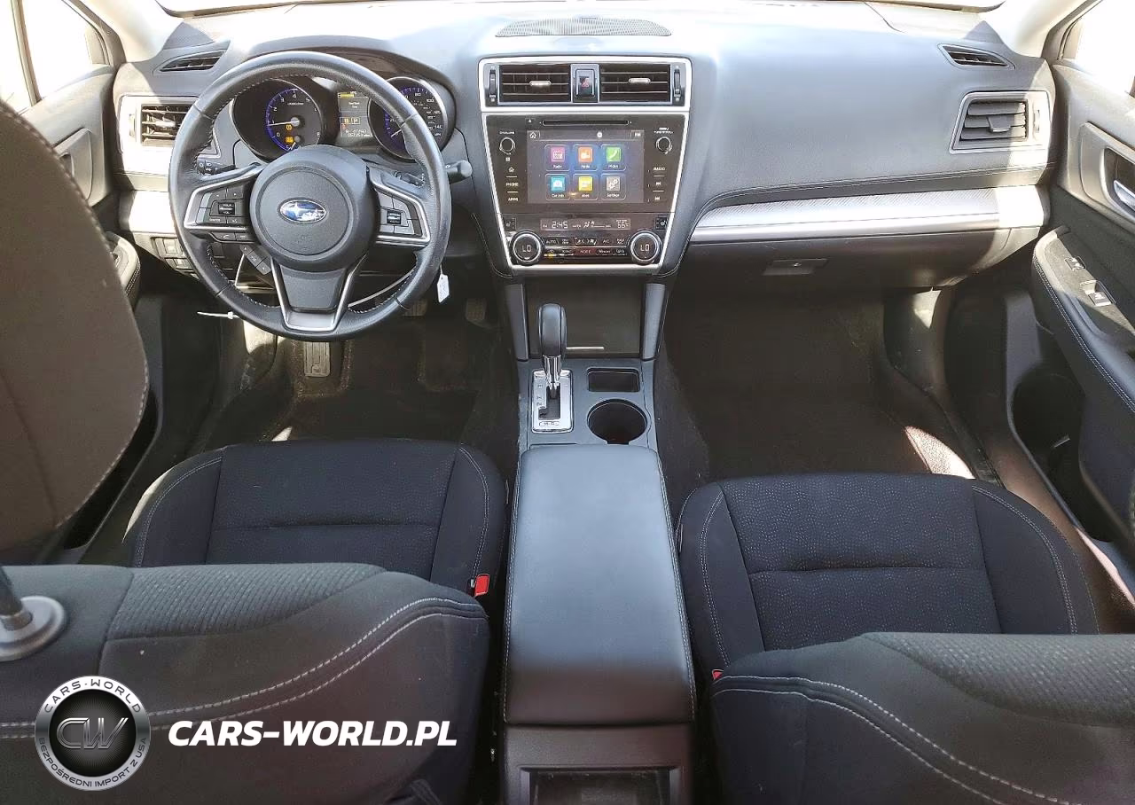 2018 Subaru Legacy 2.5I Premium VIN:4S3BNAC66J3012833 - 8