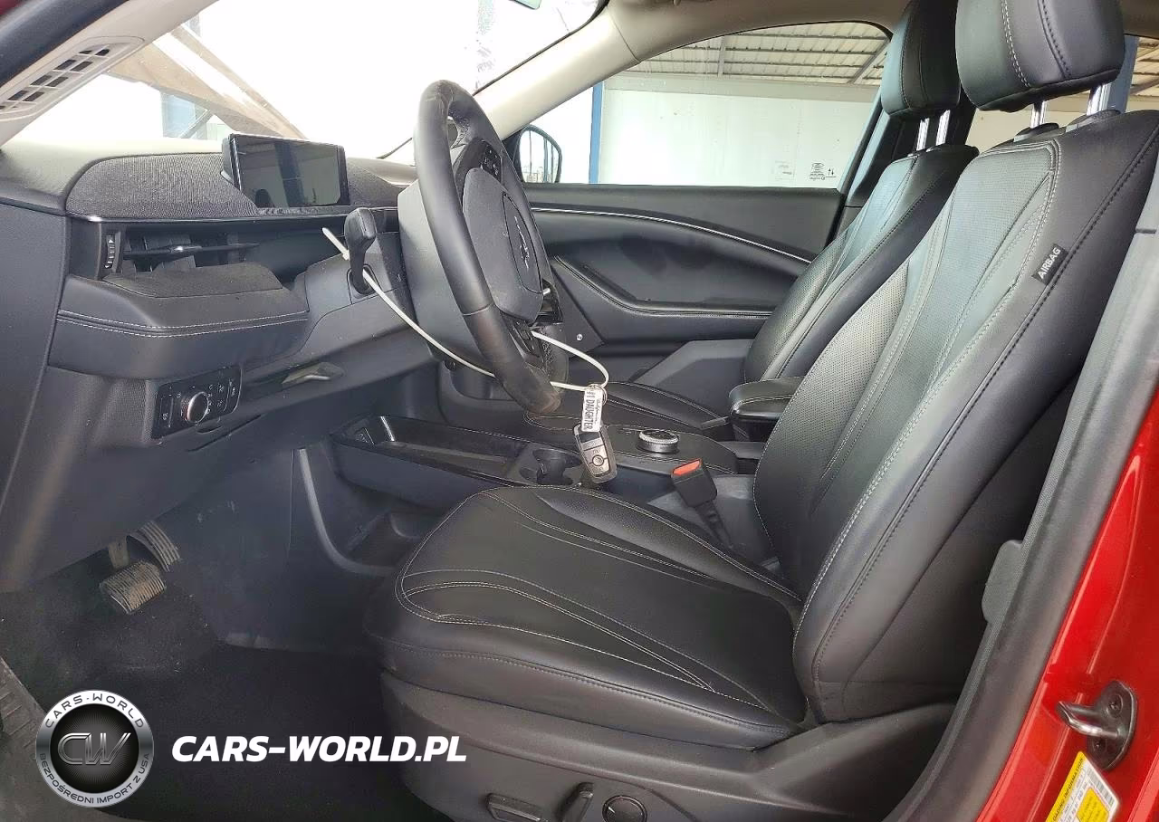 2023 Ford Mustang Mach-E Premium VIN:3FMTK3RM9PMA45973 - 7