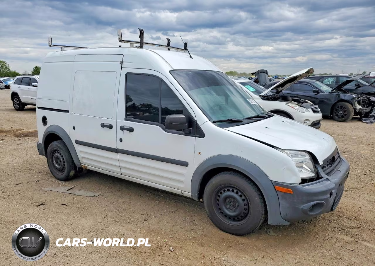 FORD TRANSIT CONNECT VIN:NM0LS7AN5DT147703 - 4