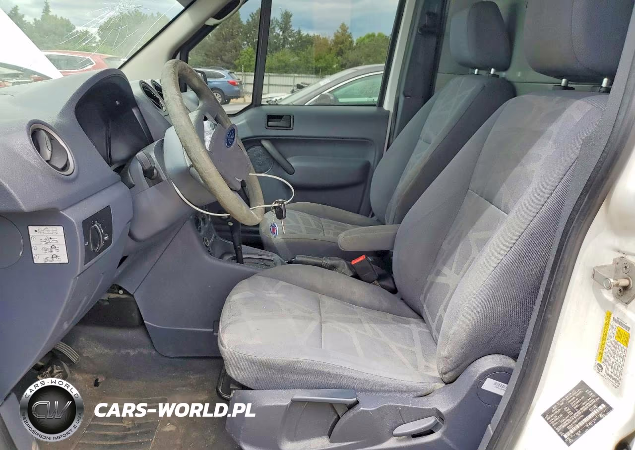 FORD TRANSIT CONNECT VIN:NM0LS7AN5DT147703 - 7