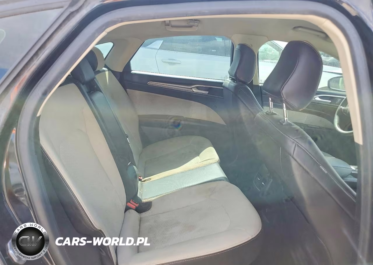 2020 Ford Fusion Se VIN:3FA6P0HD1LR155423 - 10