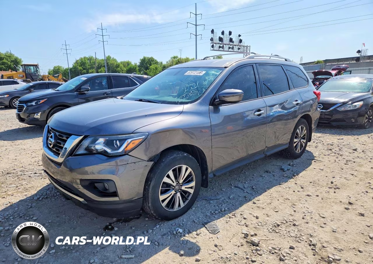 2017 Nissan Pathfinder Sv