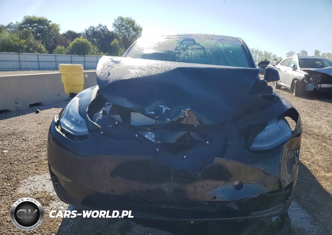 2021 Tesla Model Y VIN:5YJYGDEE6MF107961 - 5