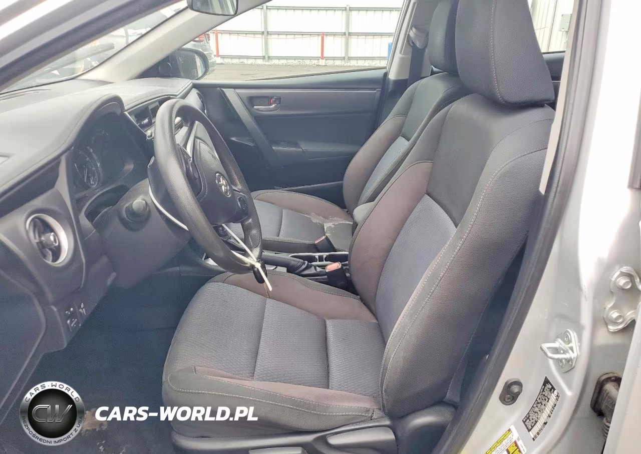 2017 Toyota Corolla Le VIN:5YFBURHE1HP702606 - 7