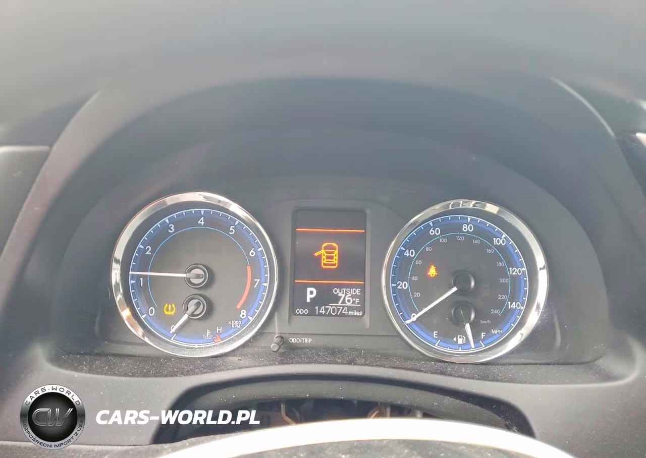 2017 Toyota Corolla Le VIN:5YFBURHE1HP702606 - 9