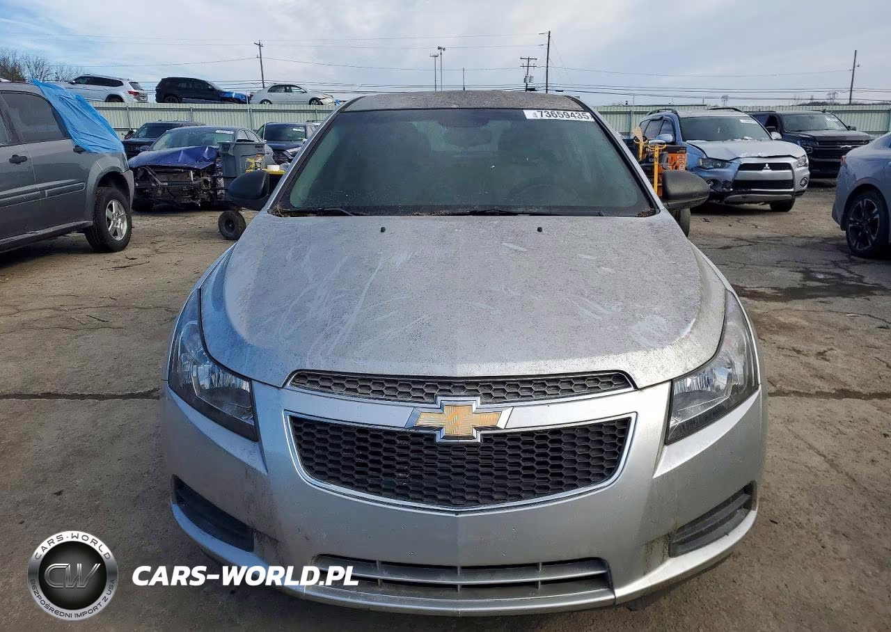 2013 Chevrolet Cruze Ls VIN:1G1PA5SG8D7308848 - 5