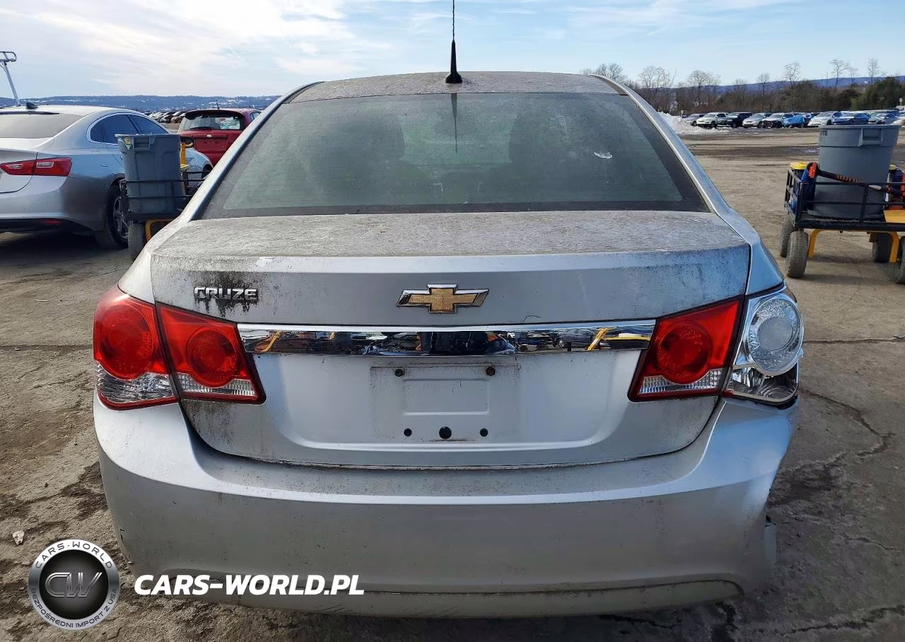 2013 Chevrolet Cruze Ls VIN:1G1PA5SG8D7308848 - 6