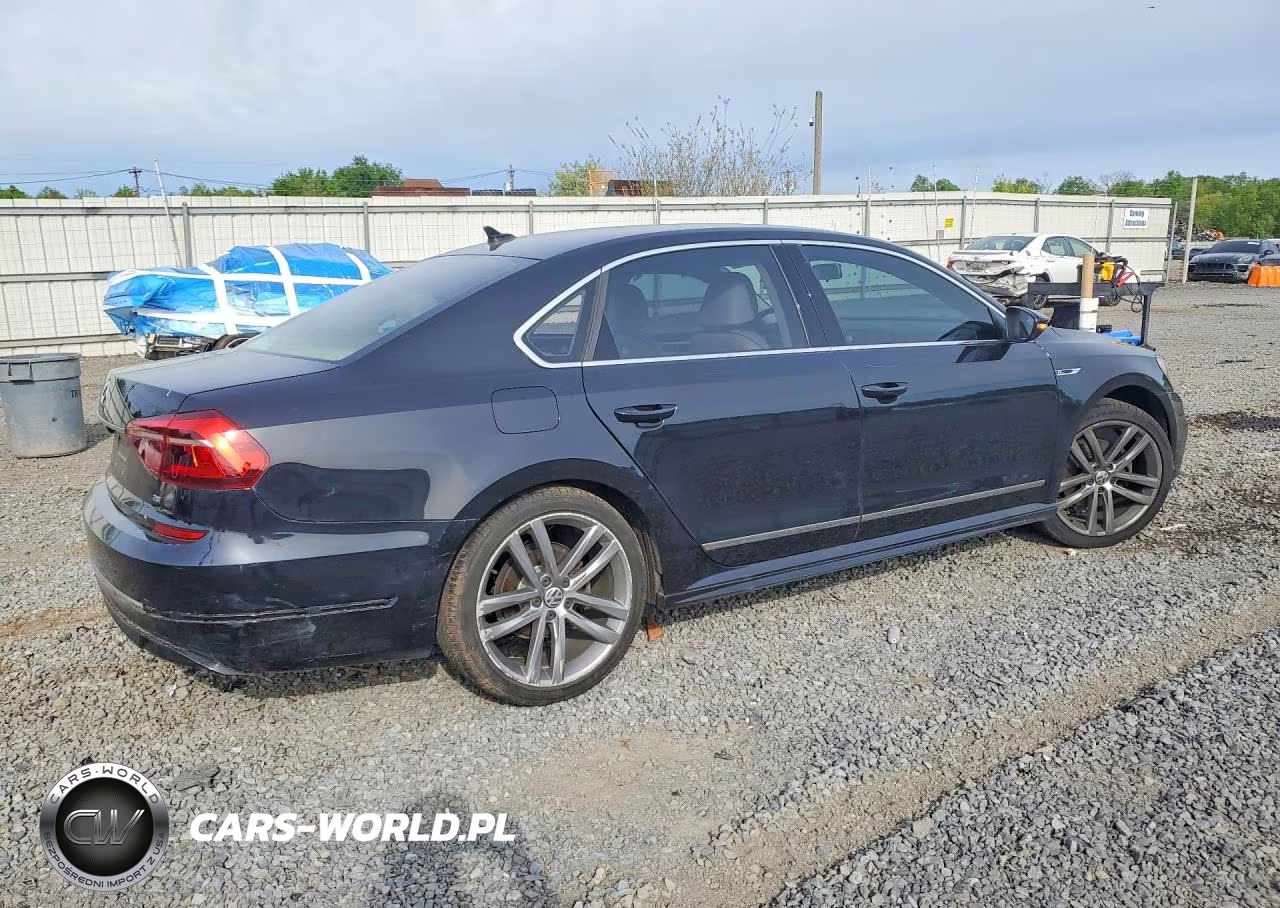 2017 Volkswagen Passat R-Line VIN:1VWDT7A39HC069223 - 3