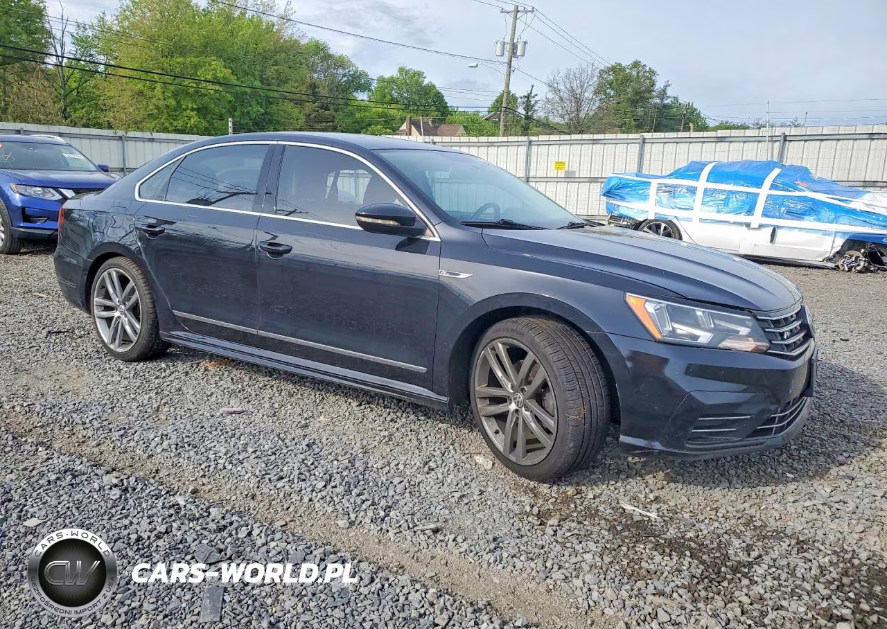 2017 Volkswagen Passat R-Line VIN:1VWDT7A39HC069223 - 4