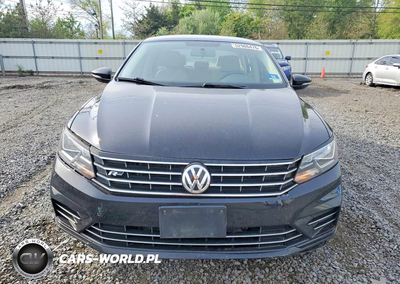 2017 Volkswagen Passat R-Line VIN:1VWDT7A39HC069223 - 5
