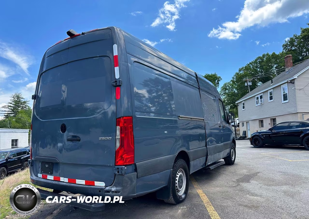 2019 Mercedes-Benz Sprinter 2500 VIN:WD4PF1CD3KP150623 - 3