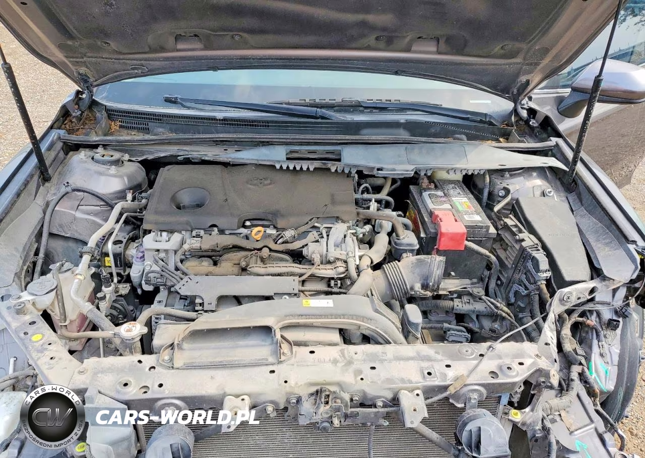 2018 Toyota Camry Le VIN:4T1B11HKXJU560440 - 11