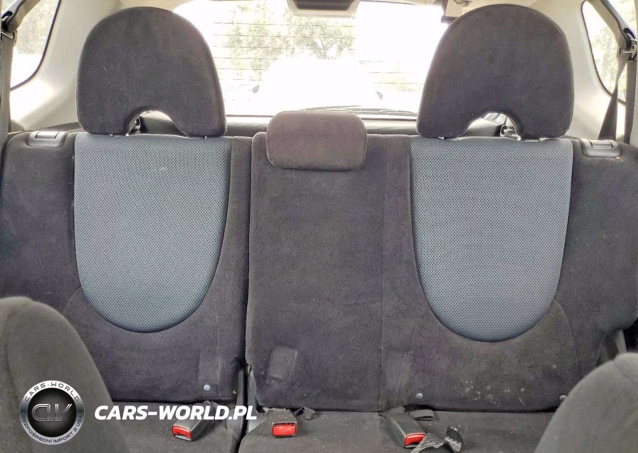 2008 Honda Fit Sport VIN:JHMGD38638S038107 - 10