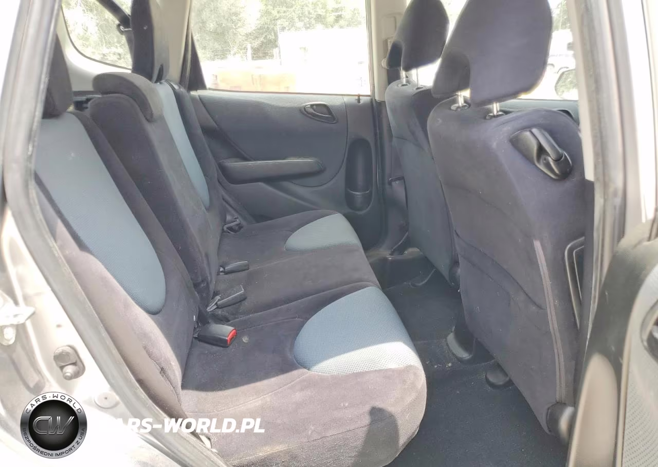 2008 Honda Fit Sport VIN:JHMGD38638S038107 - 11
