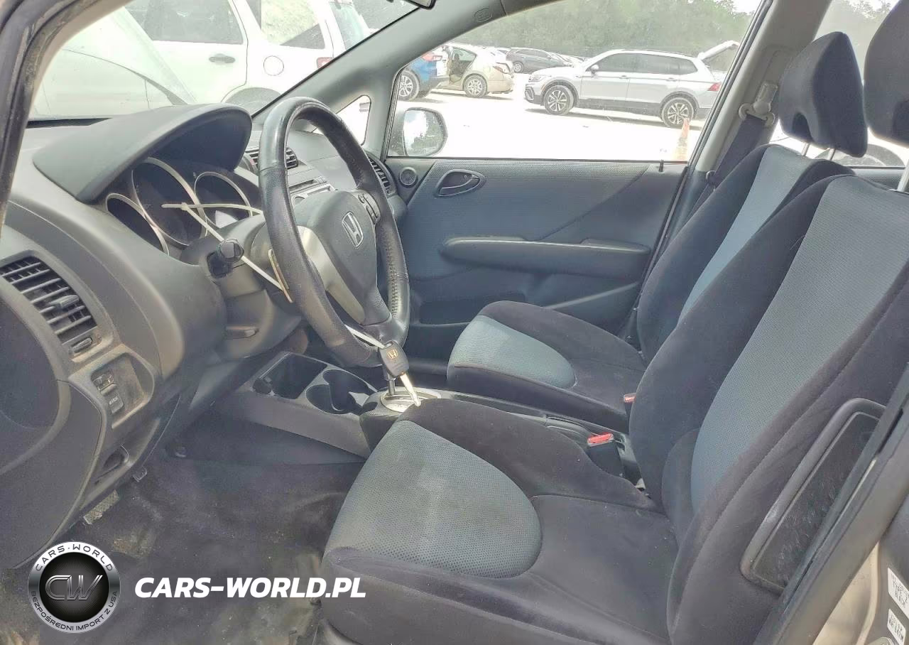 2008 Honda Fit Sport VIN:JHMGD38638S038107 - 7