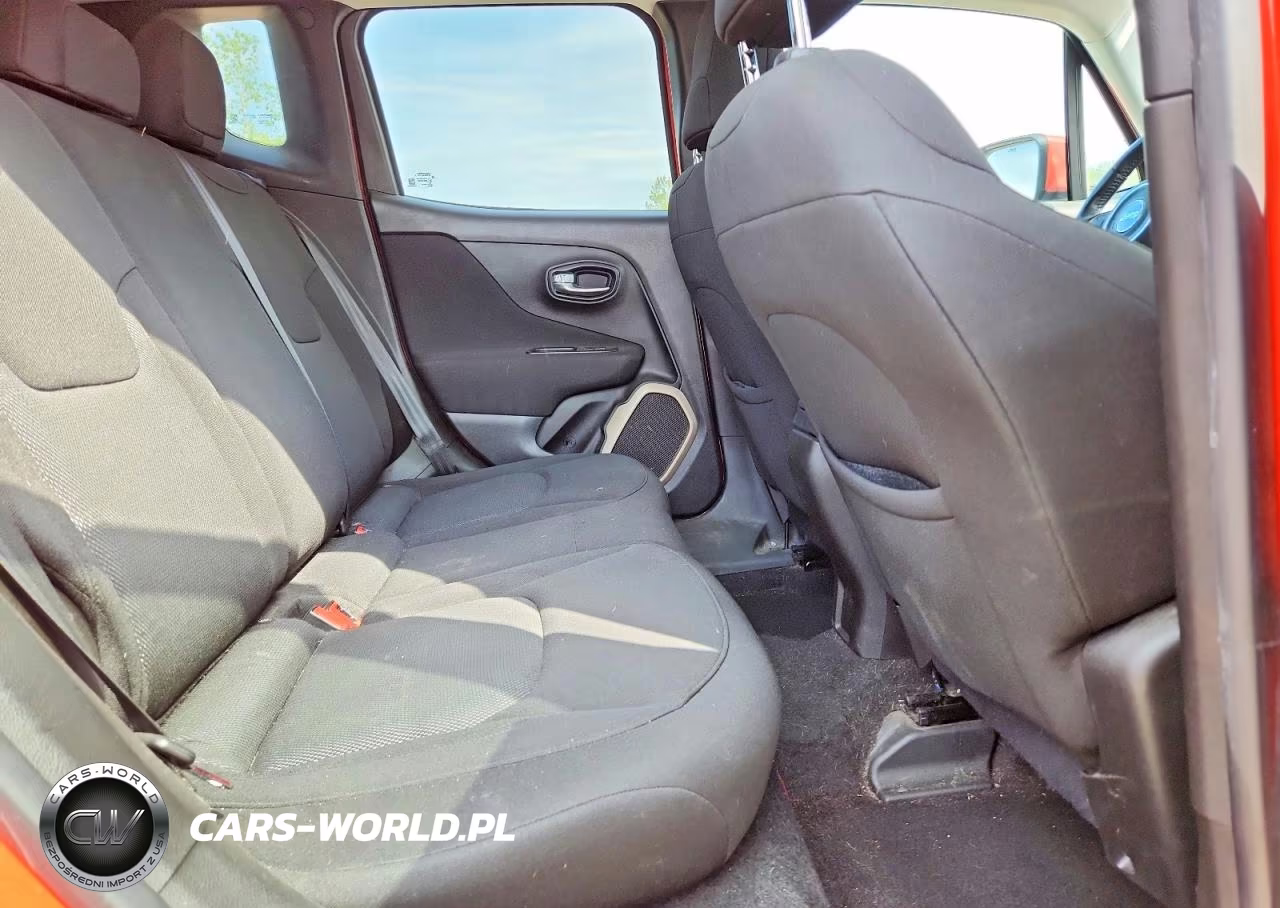 2017 Jeep Renegade Latitude VIN:ZACCJBBBXHPG52148 - 11