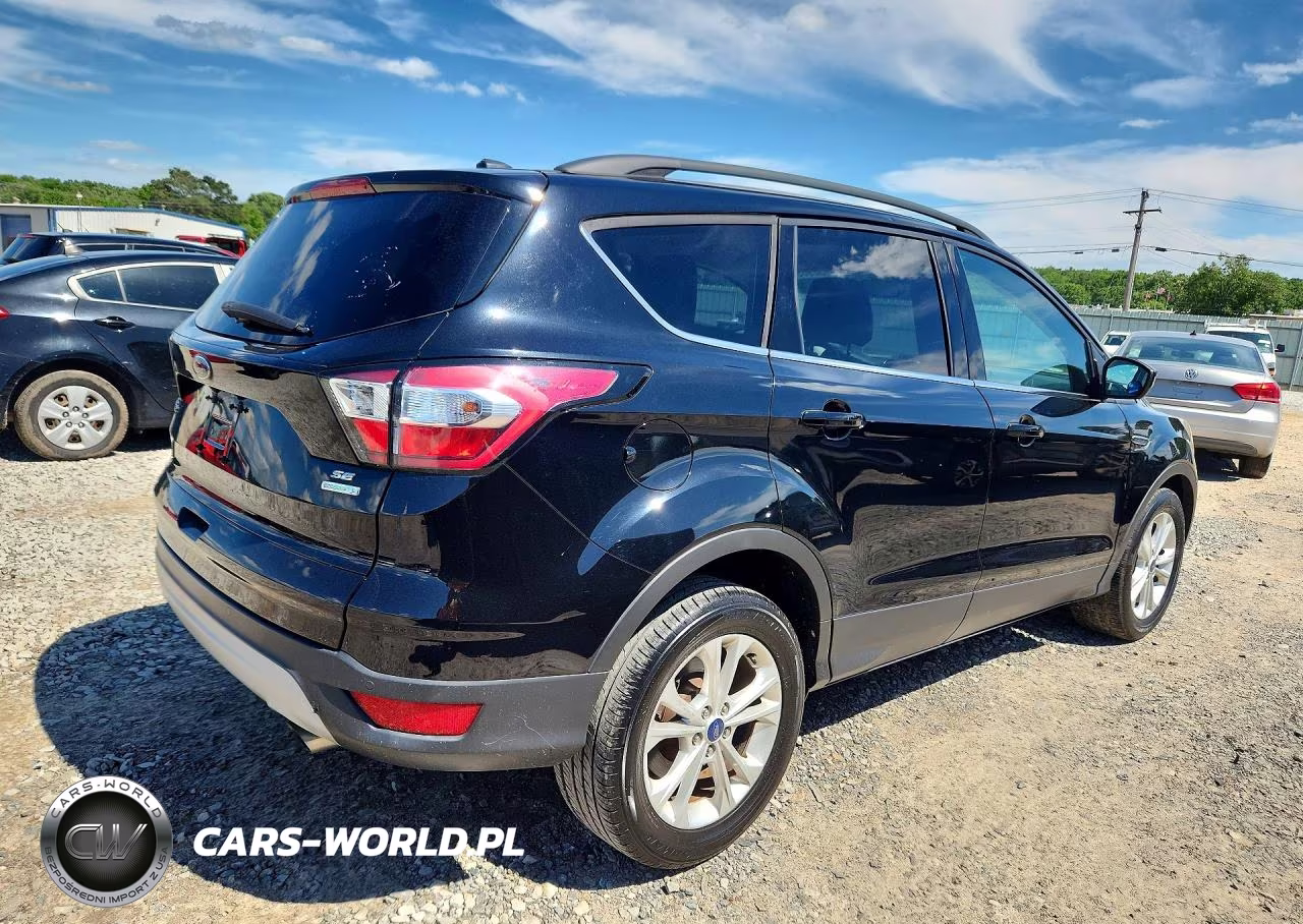 2017 Ford Escape Se VIN:1FMCU0GD2HUD49025 - 3