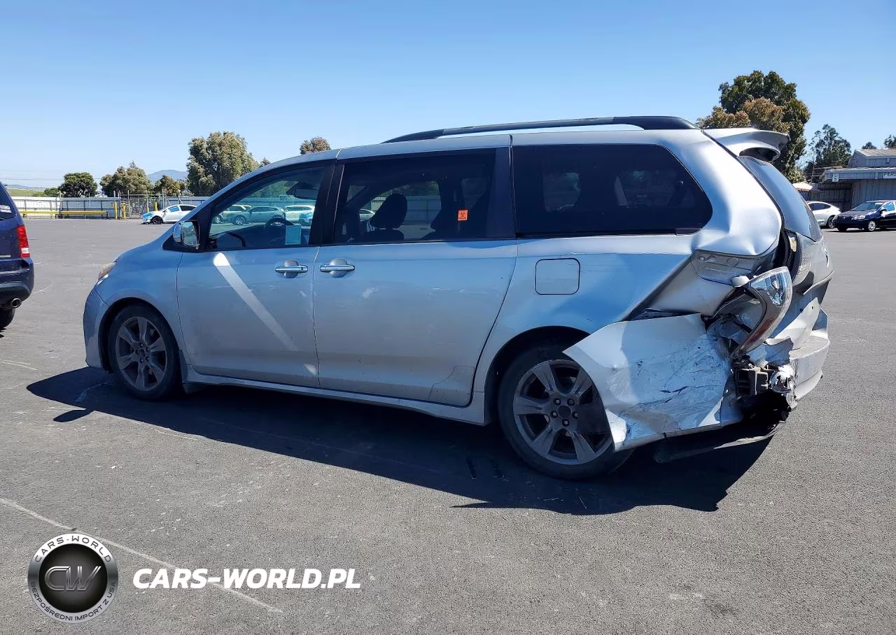 2019 Toyota Sienna Se 8-Passenger VIN:5TDXZ3DC6KS017427 - 2