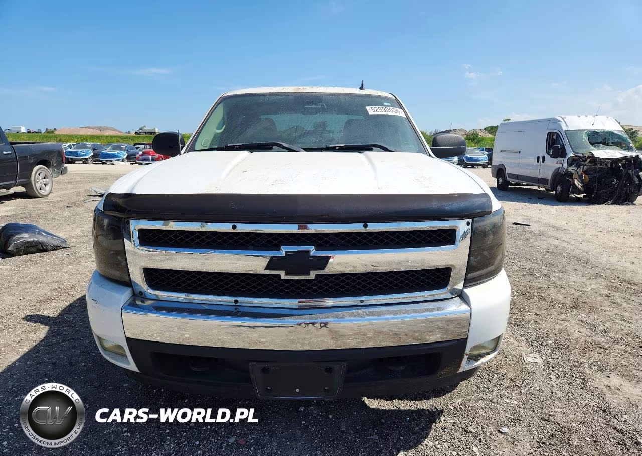 2008 Chevrolet Silverado C1500 VIN:2GCEC130X81125781 - 5