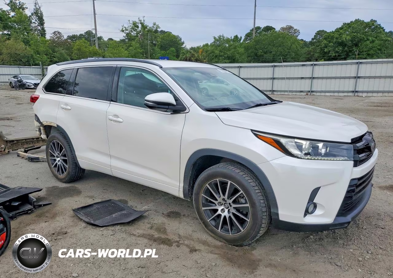2018 Toyota Highlander Se VIN:5TDKZRFH6JS549278 - 4