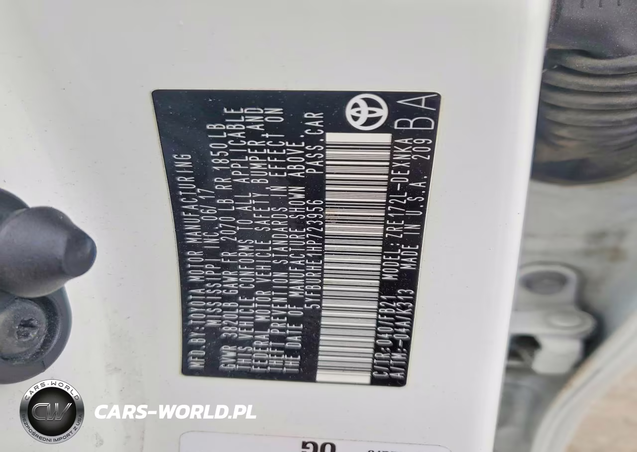 2017 Toyota Corolla Le VIN:5YFBURHE1HP723956 - 13