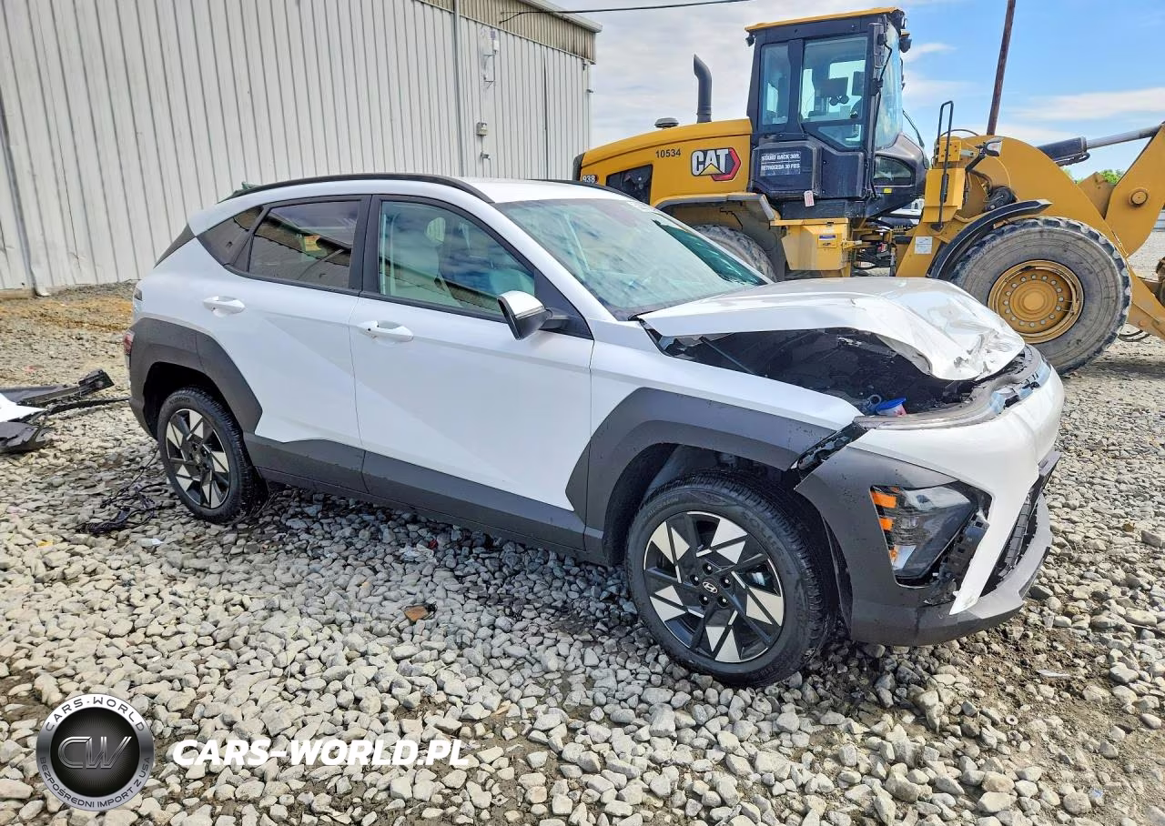 2025 Hyundai Kona Sel VIN:KM8HBCABXSU258886 - 4