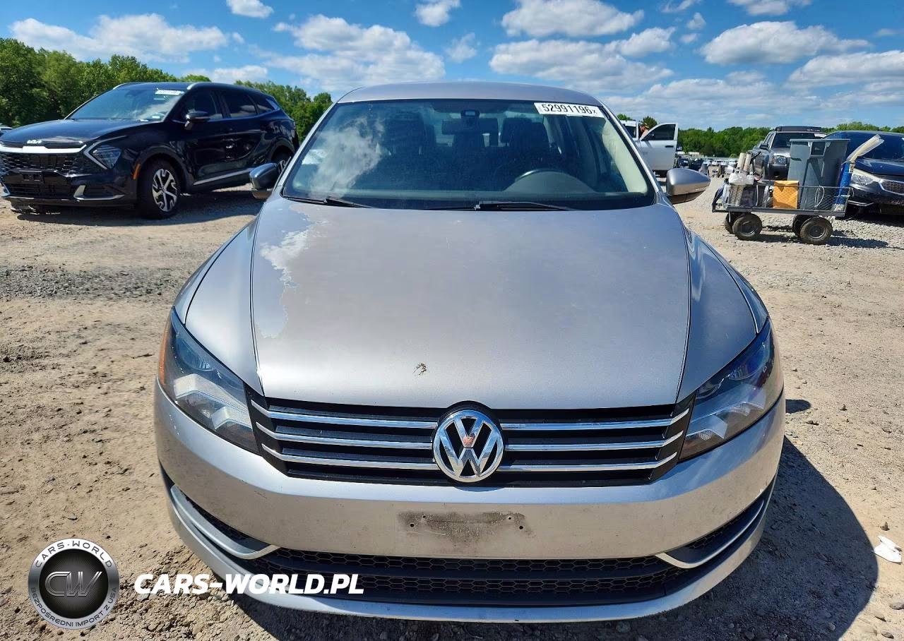 2012 Volkswagen Passat Se VIN:1VWBP7A37CC089569 - 5