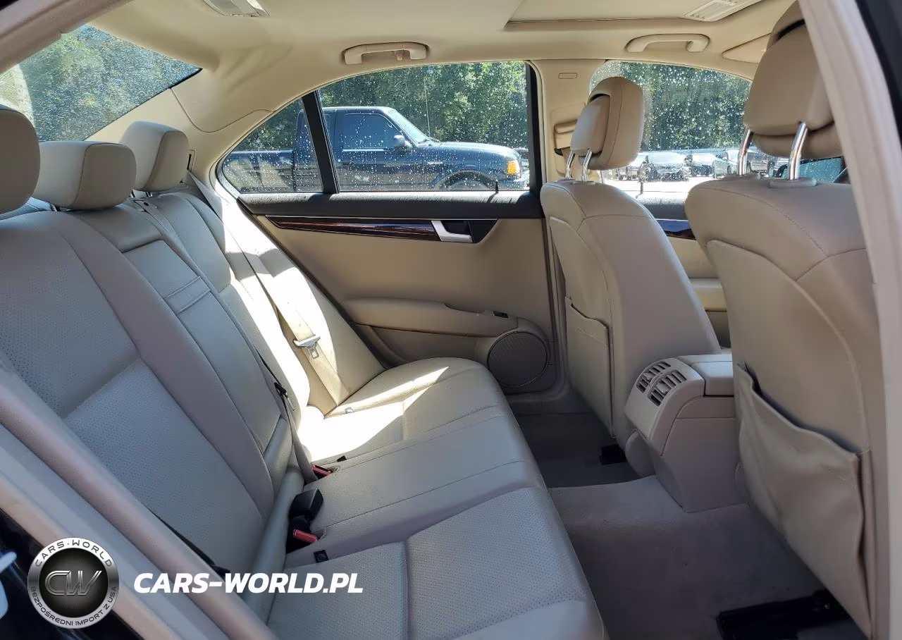 2014 Mercedes-Benz C 250 VIN:WDDGF4HB3EA933053 - 10