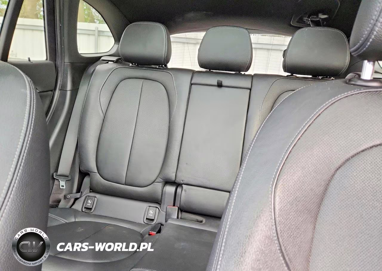 2017 BMW X1 xDrive28I VIN:WBXHT3C38H5F72150 - 10