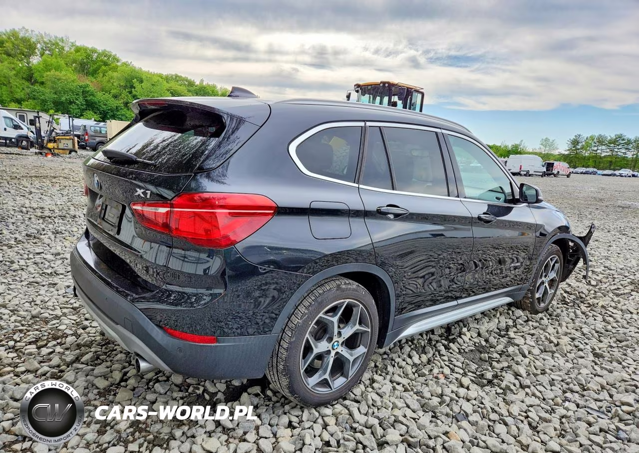 2017 BMW X1 xDrive28I VIN:WBXHT3C38H5F72150 - 3