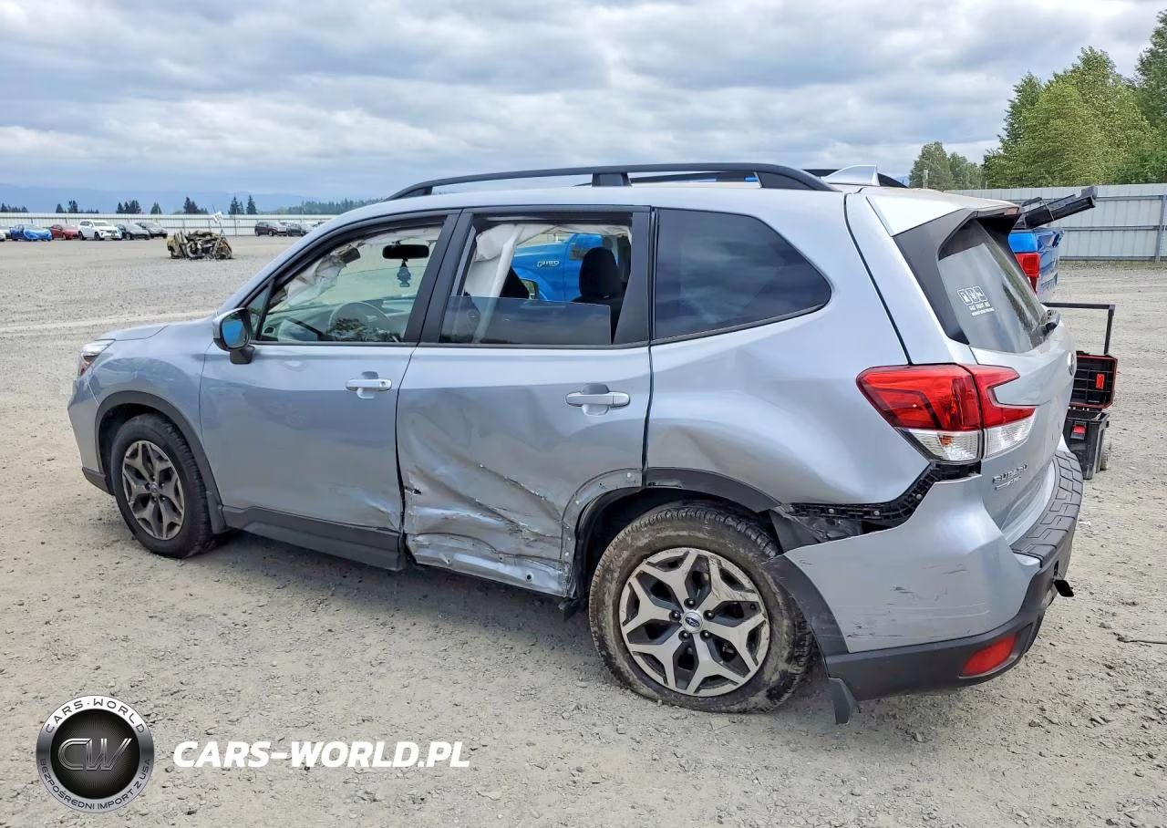 2019 Subaru Forester Premium VIN:JF2SKAGC5KH537901 - 2