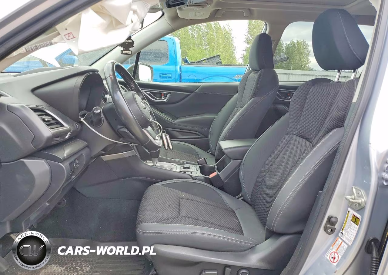 2019 Subaru Forester Premium VIN:JF2SKAGC5KH537901 - 7
