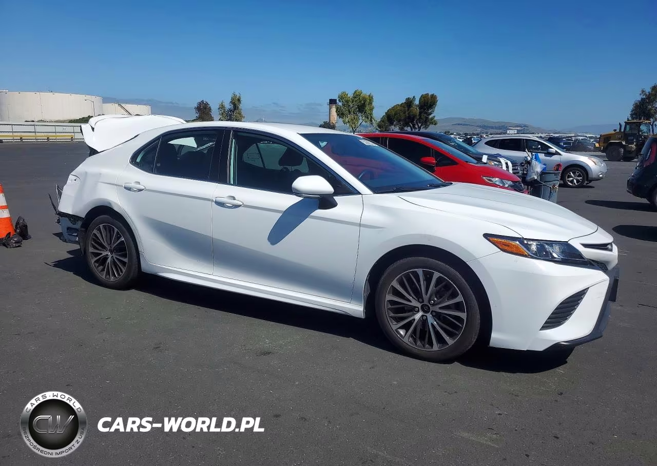 2020 Toyota Camry Se VIN:4T1M11AK6LU879971 - 4