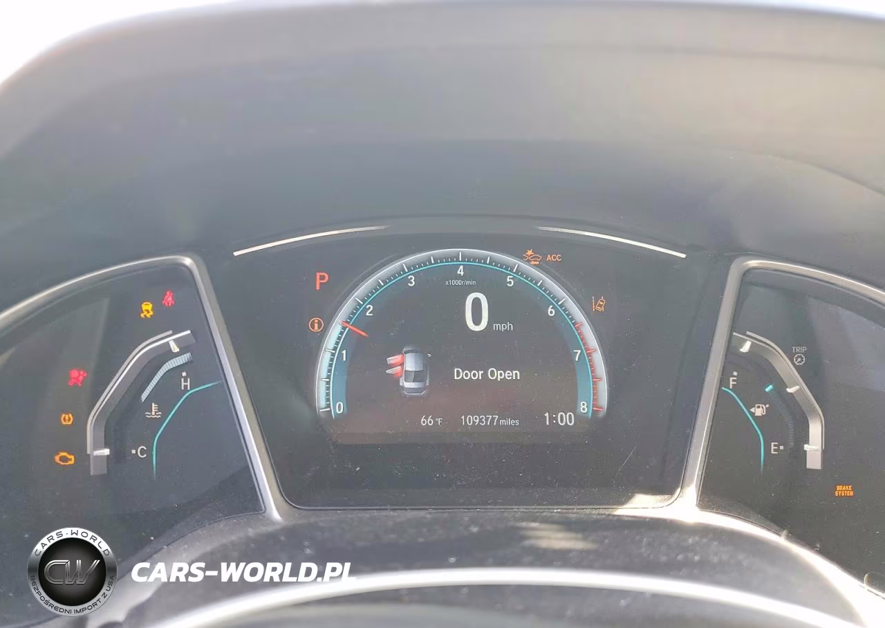 2016 Honda Civic Touring VIN:19XFC1F95GE005063 - 9