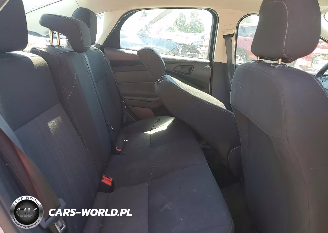 2017 Ford Focus S VIN:1FADP3E27HL332073 - 10