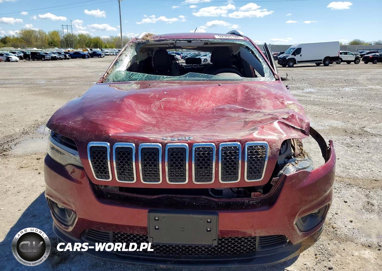 2019 Jeep Cherokee Latitude Plus VIN:1C4PJMLXXKD137311 - 5