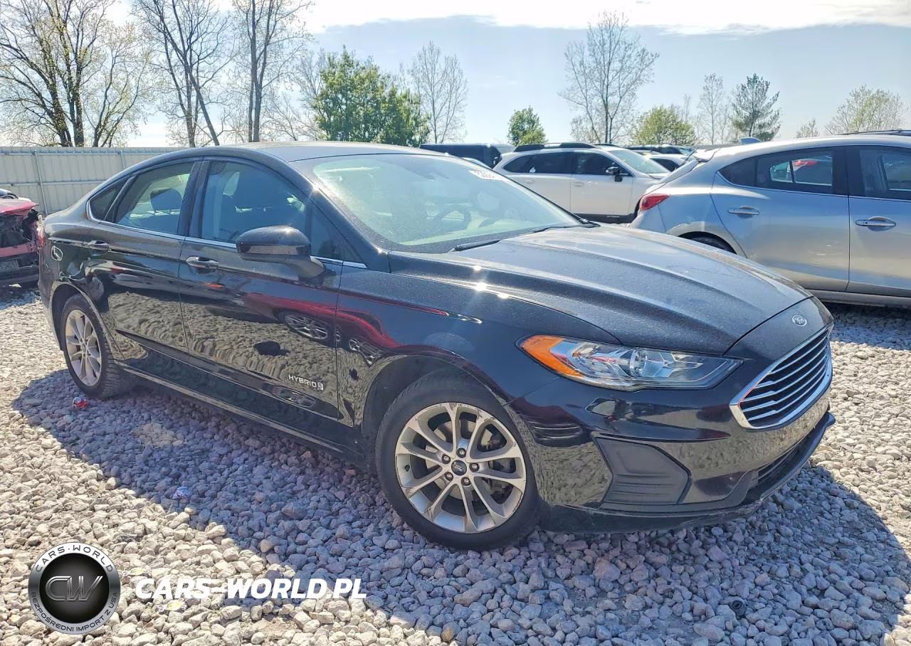 2019 Ford Fusion Se VIN:3FA6P0LU5KR168469 - 4
