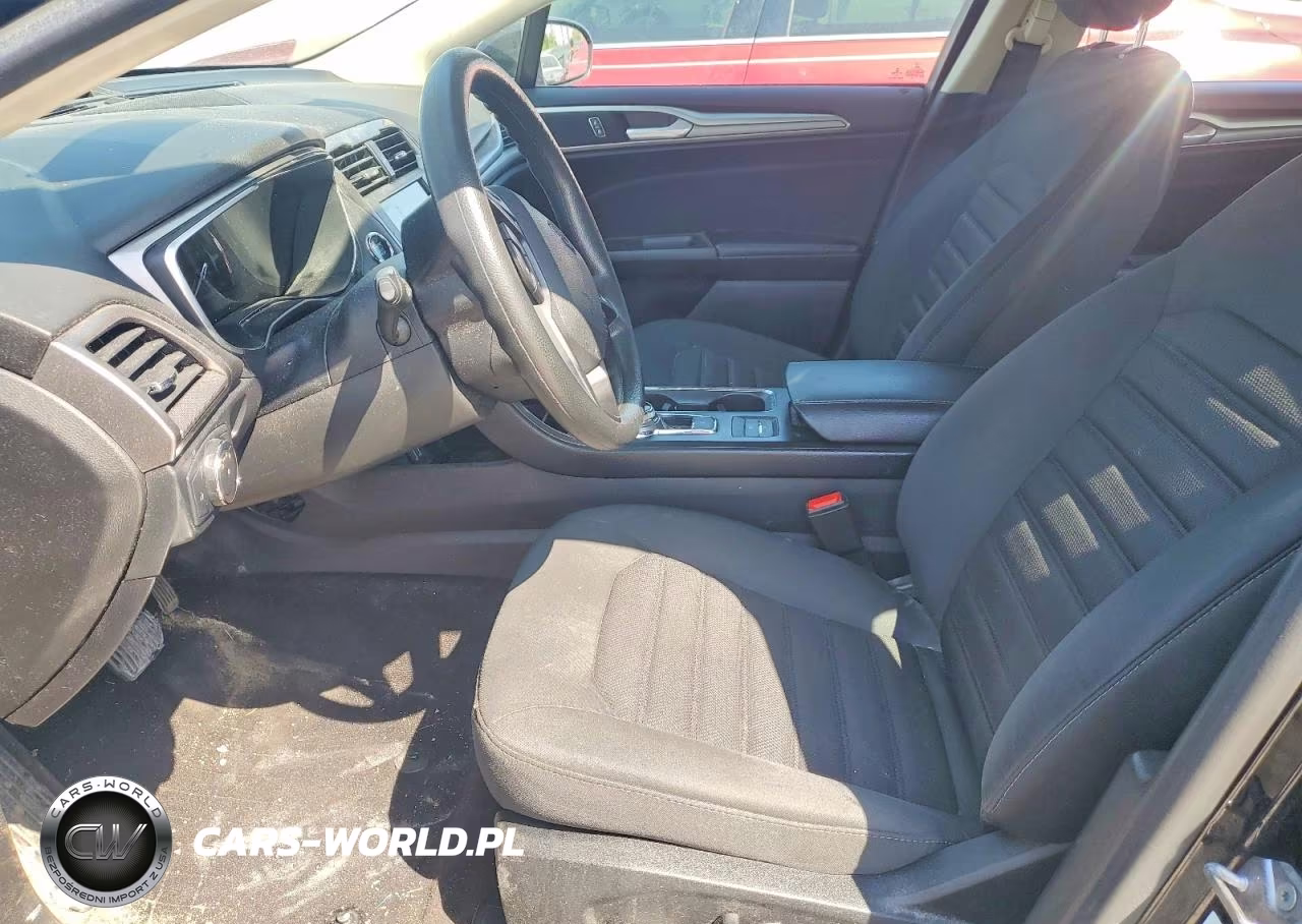 2019 Ford Fusion Se VIN:3FA6P0LU5KR168469 - 7