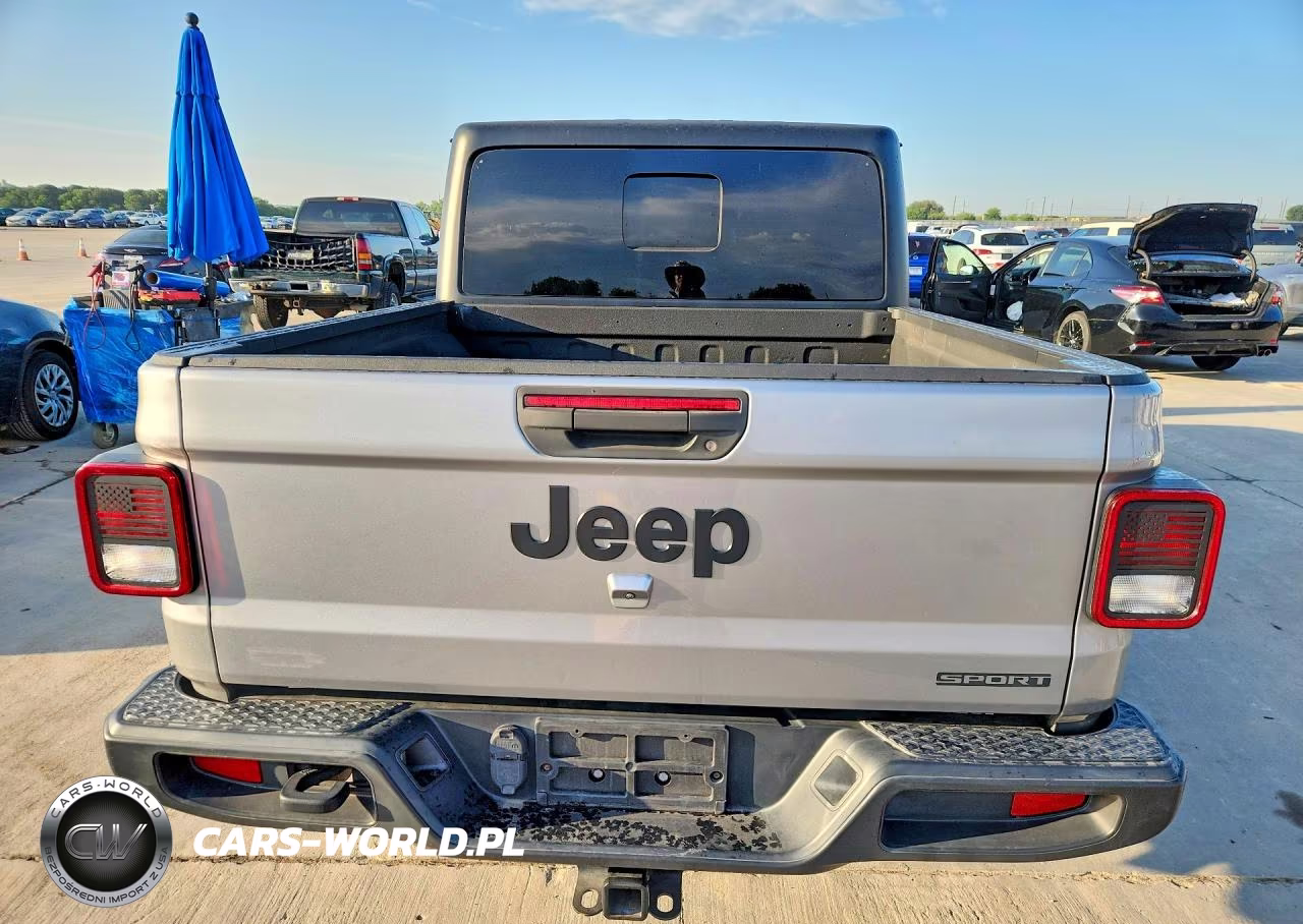 2020 Jeep Gladiator Sport VIN:1C6HJTAG3LL132175 - 6