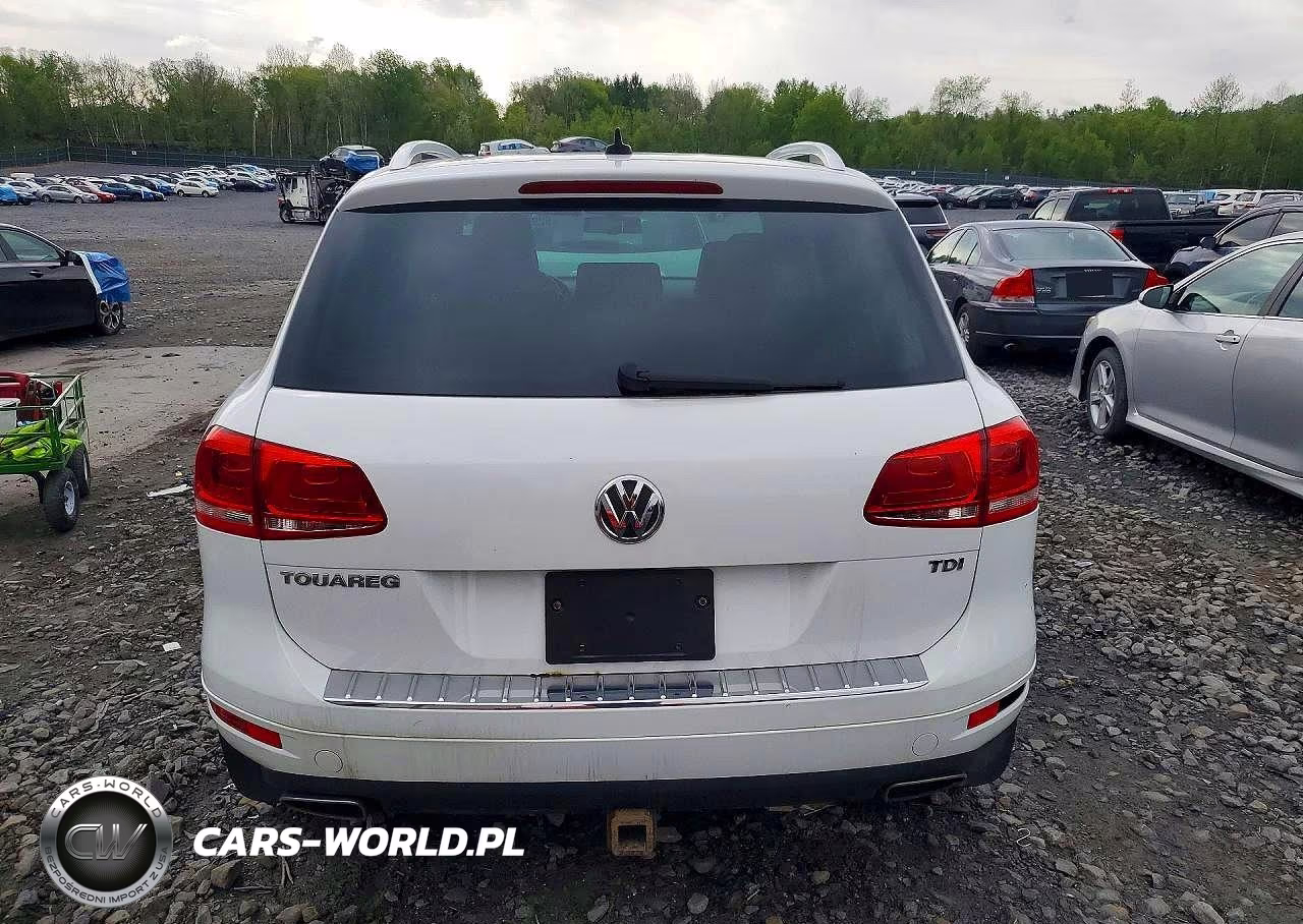 2014 Volkswagen Touareg V6 Tdi VIN:WVGEP9BP6ED013038 - 6