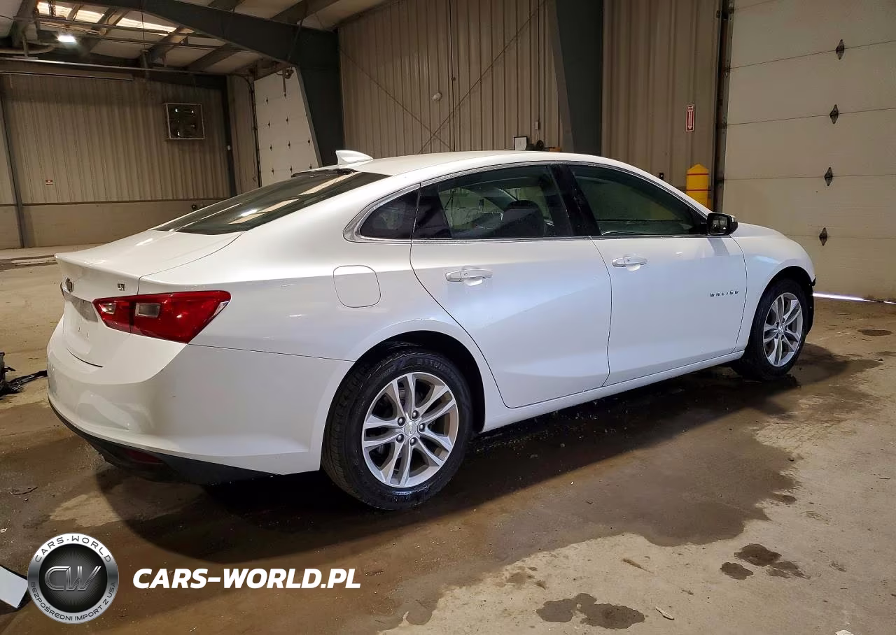 2017 Chevrolet Malibu Lt VIN:1G1ZE5ST9HF236211 - 3