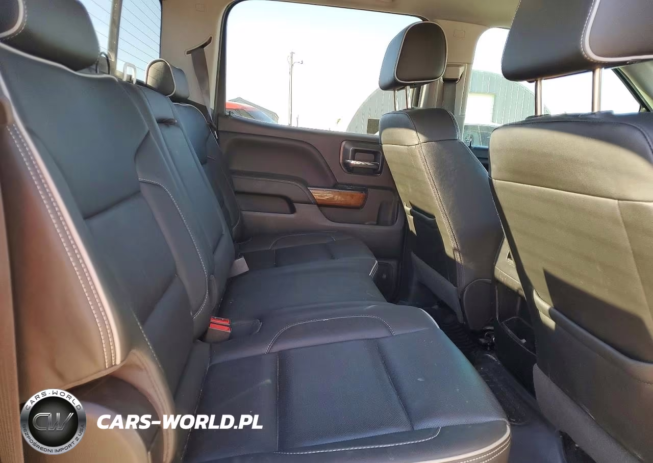 2018 Chevrolet Silverado K1500 High Country VIN:3GCUKTEJ3JG334387 - 10