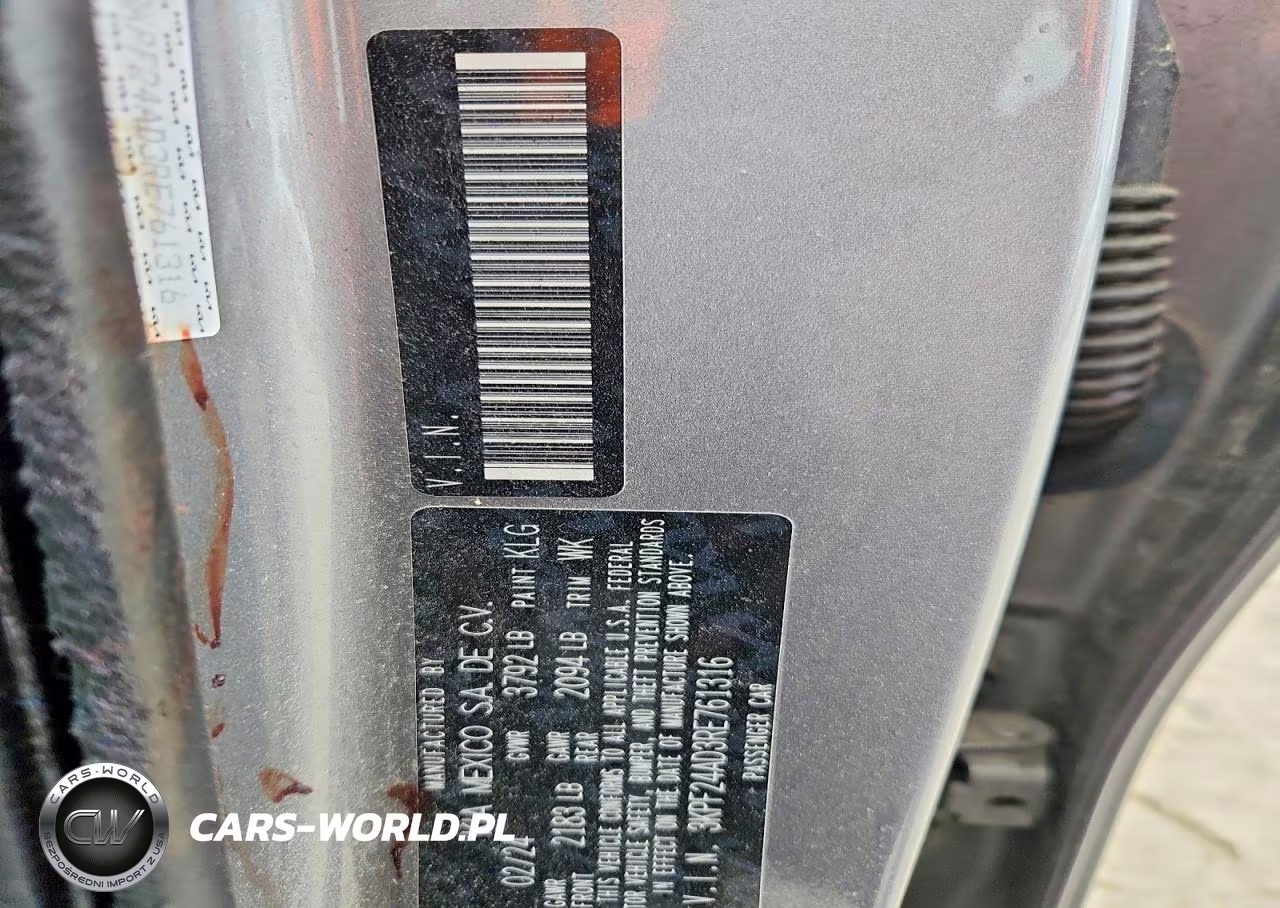 2024 Kia Forte Lxs VIN:3KPF24AD3RE761316 - 12