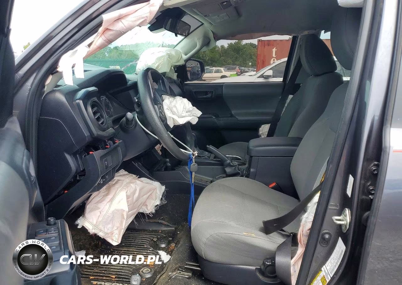 2020 Toyota Tacoma VIN:5TFAX5GN1LX185184 - 7