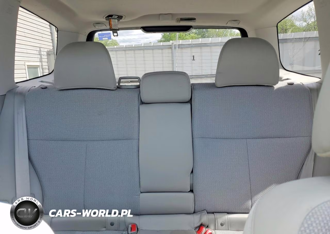 2011 Subaru Forester 2.5X Premium VIN:JF2SHADC2BH727965 - 10