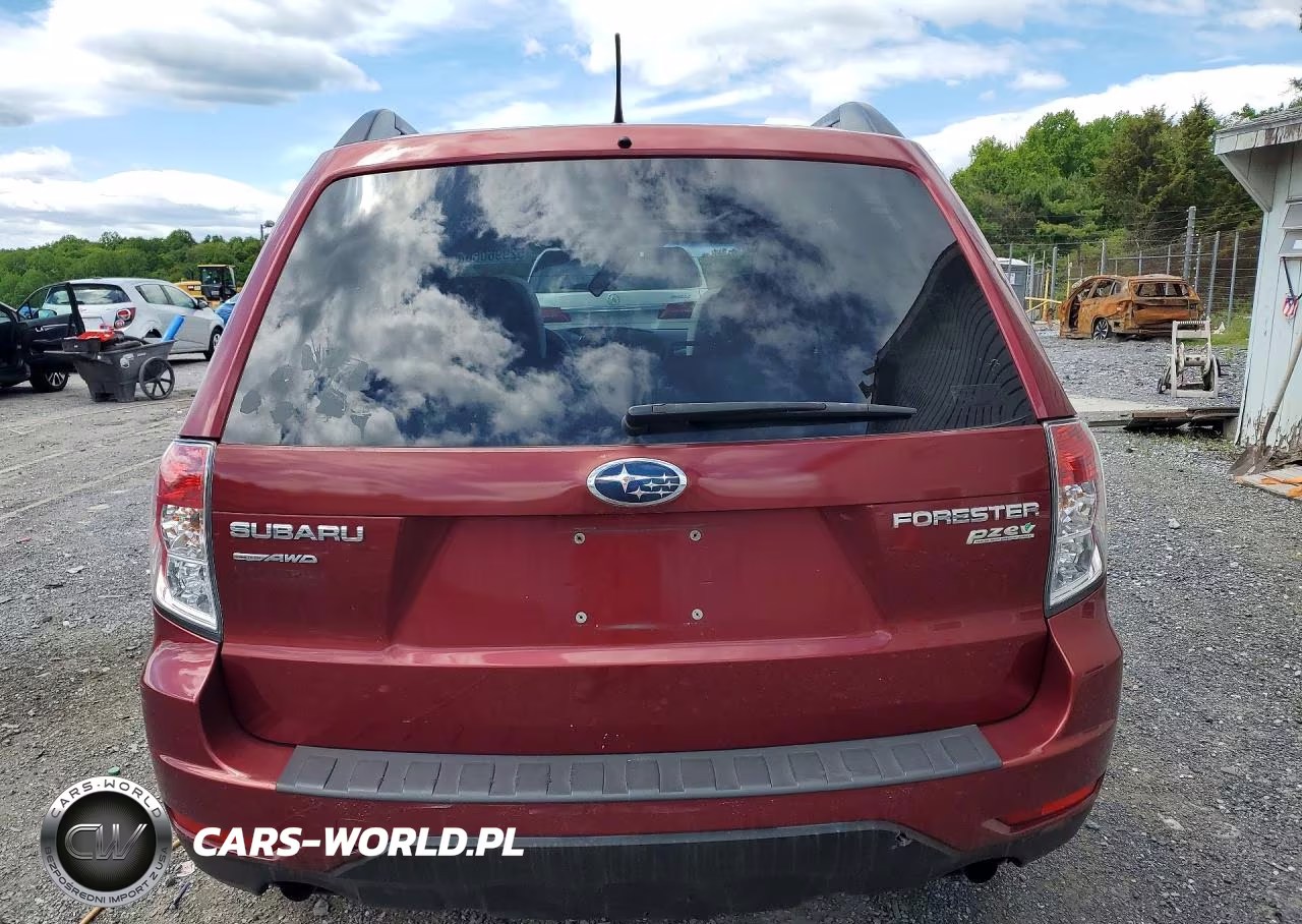 2011 Subaru Forester 2.5X Premium VIN:JF2SHADC2BH727965 - 6