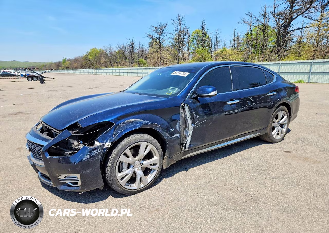 2016 Infiniti Q70L 3.7